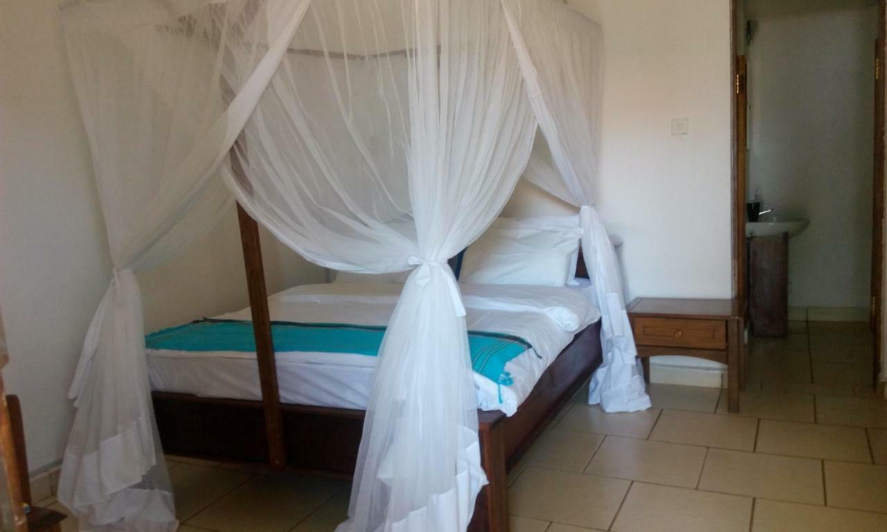 Southern Cross Hotel Mtwara Bagian luar foto